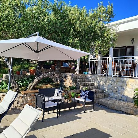 Weekend House Olive Garden Villa Donje Selo na Šolti Exterior foto